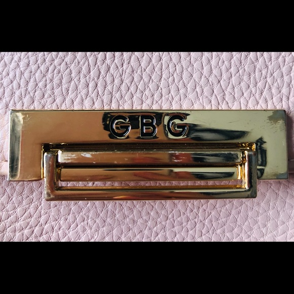 Light Pink knock off GBG LA Handbag\purse with built in wallet on back . - Picture 2 of 5